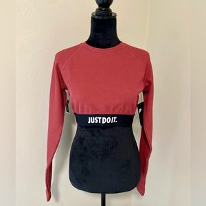 New Nike top